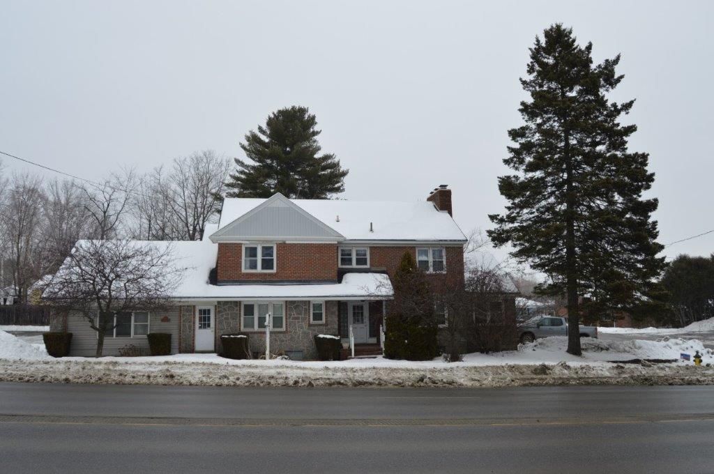 105 Kennedy Memorial Dr, Waterville, ME 04901